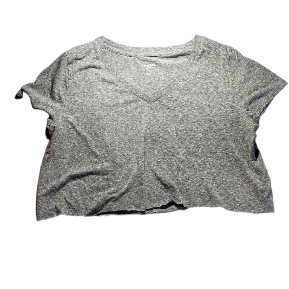 Flowy Cropped V-Neck Tee